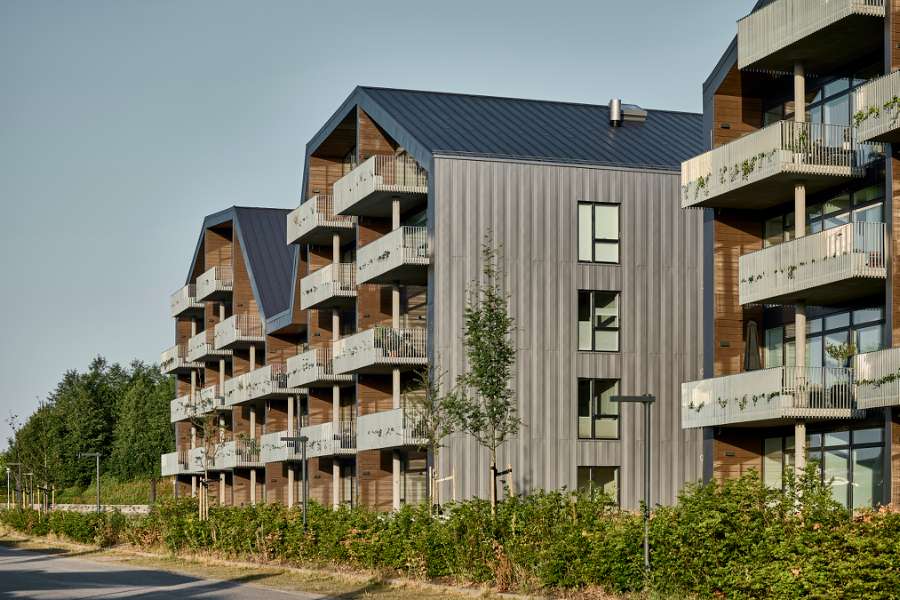 Amazing roof design using DS Nordic Click Seam, Udsigten - Vester Ringvej 45, 8600 Silkeborg